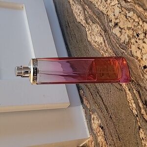 Very Irresistable Givenchy